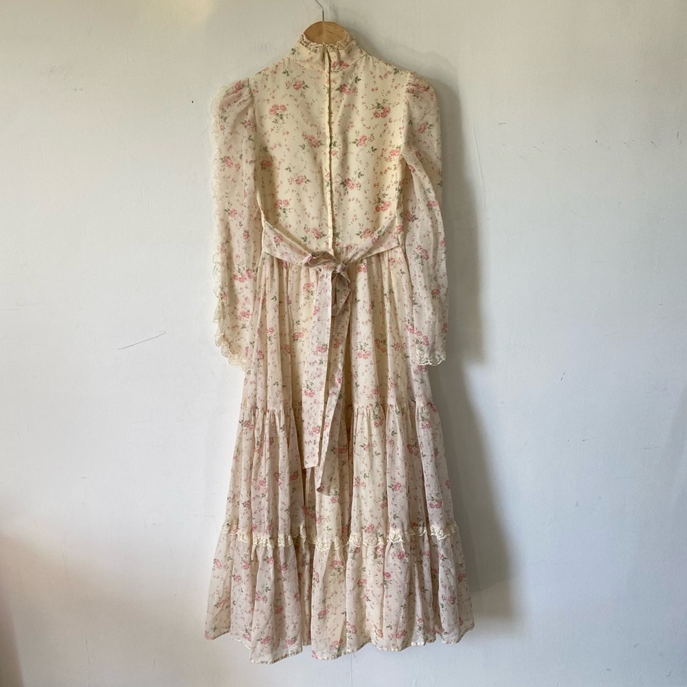 Vintage Prairie Maxi Dress Ditsy Floral Tiered Ruffle Cream Lace Cottagecore - Picture 6 of 16